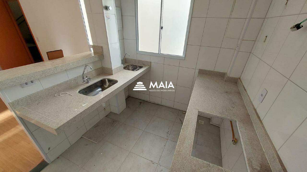 Apartamento à venda no Manoel Mendes: 