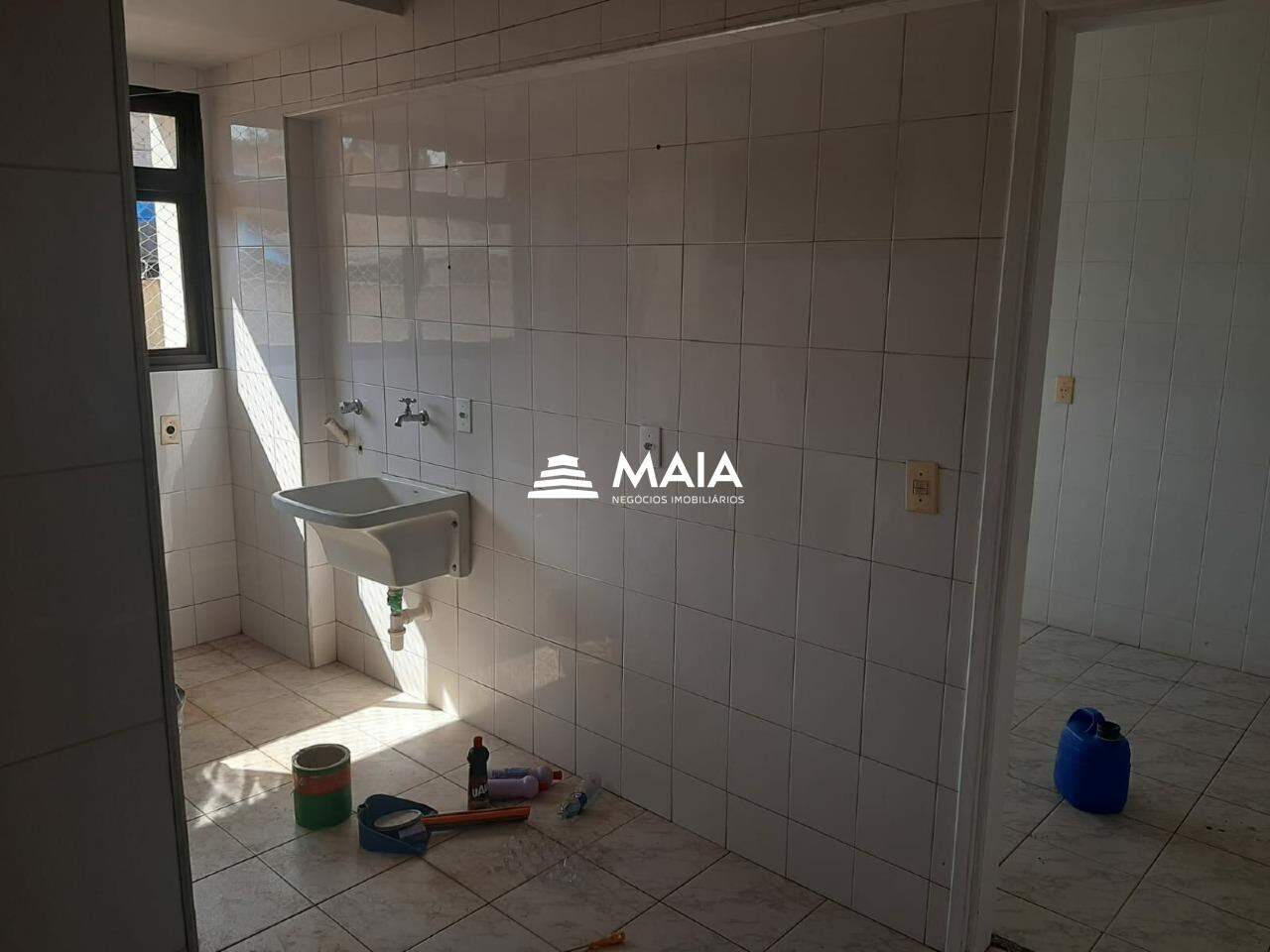 Apartamento à venda no Irmãos Soares: 