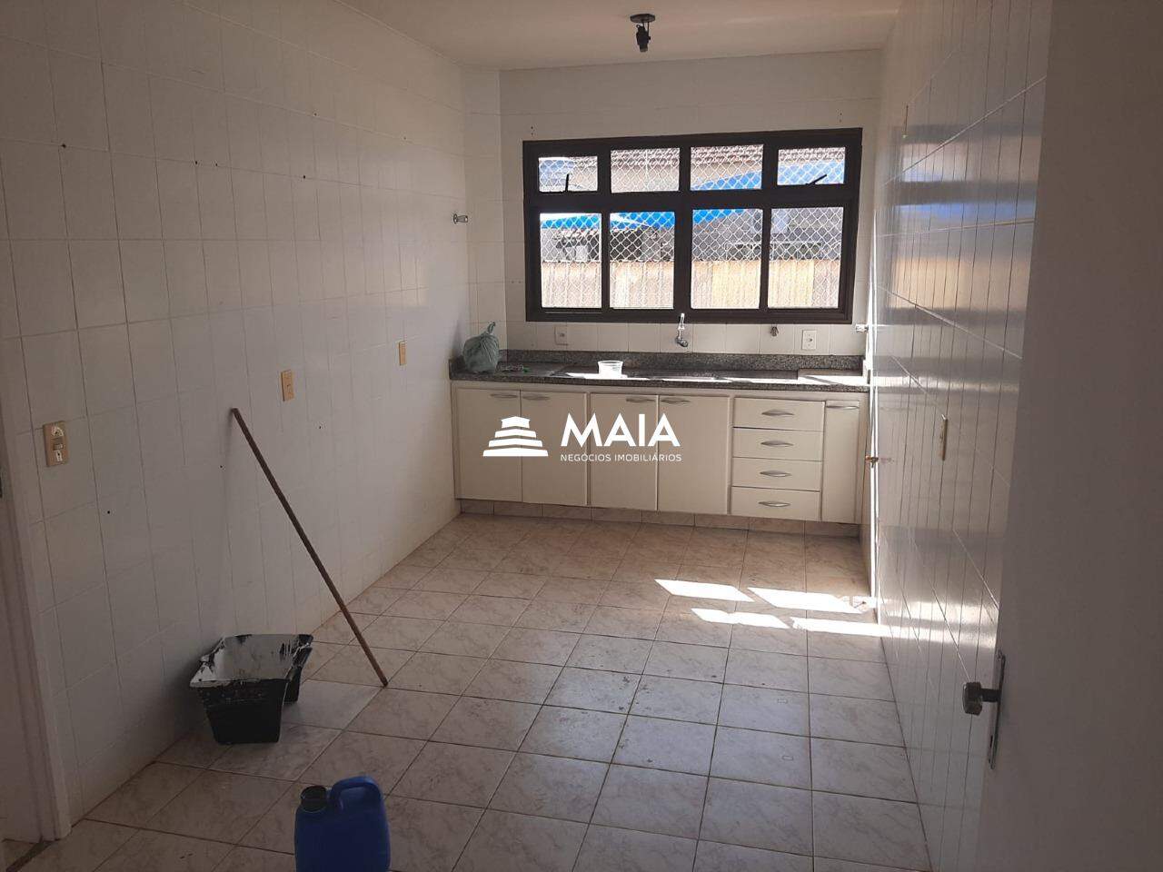 Apartamento à venda no Irmãos Soares: 