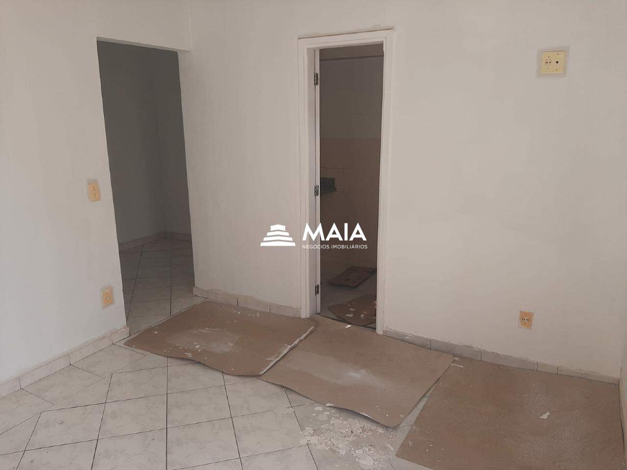 Apartamento à venda no Irmãos Soares: 