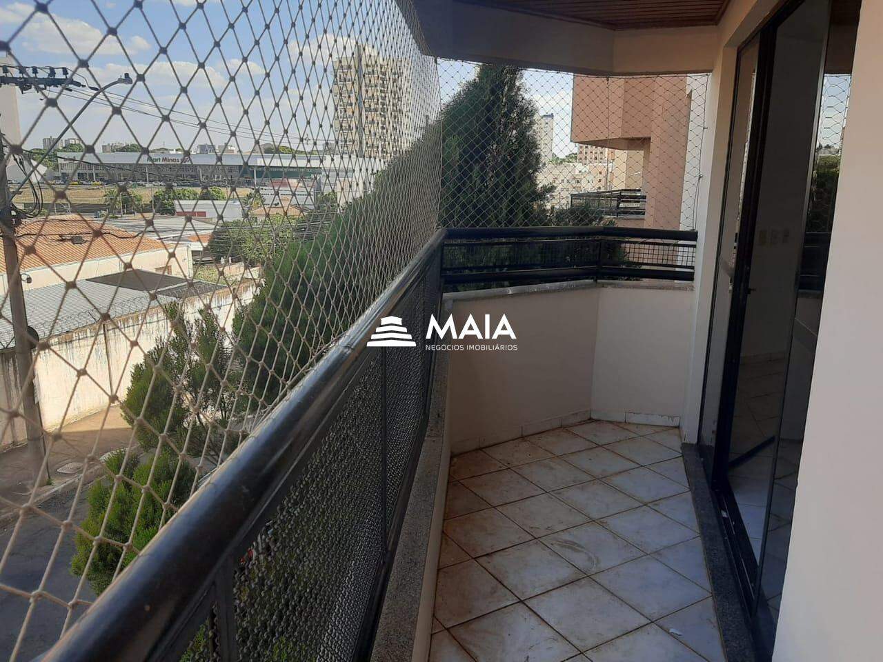 Apartamento à venda no Irmãos Soares: 