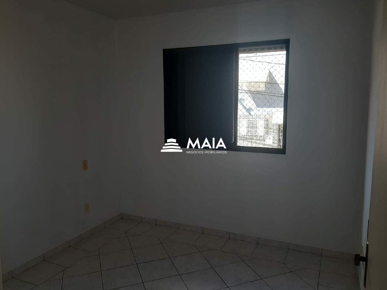 Apartamento à venda no Irmãos Soares: 