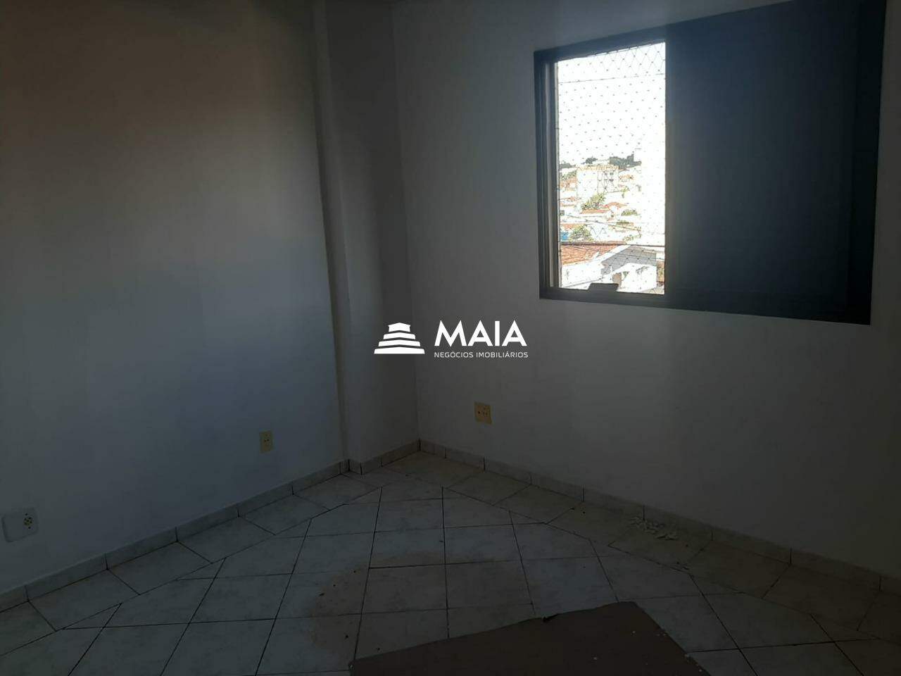 Apartamento à venda no Irmãos Soares: 
