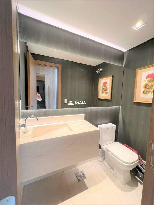Apartamento à venda no Mercês: 