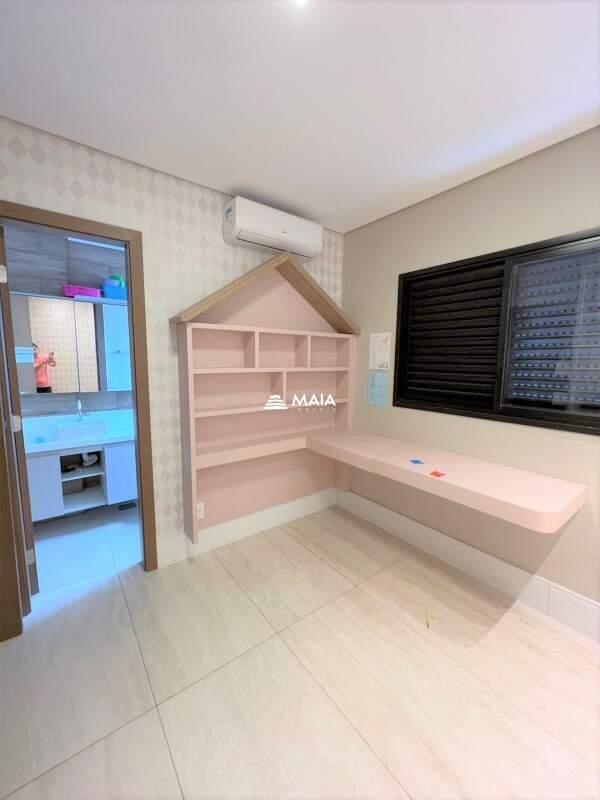 Apartamento à venda no Mercês: 