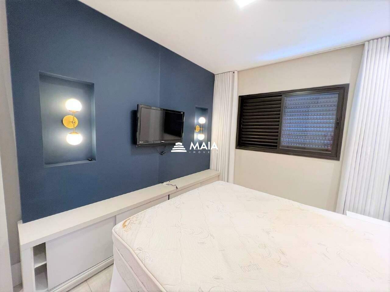 Apartamento à venda no Mercês: 