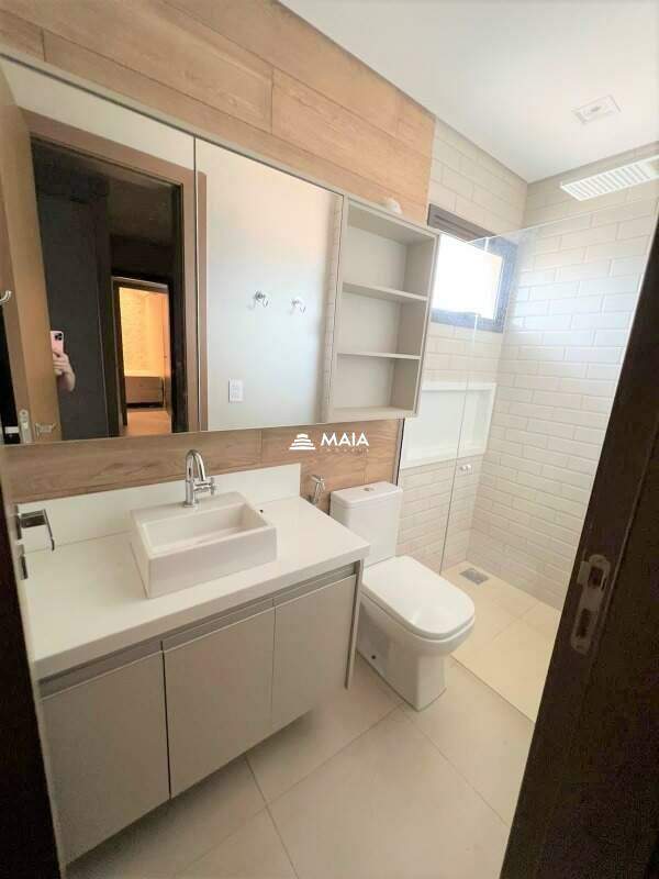 Apartamento à venda no Mercês: 