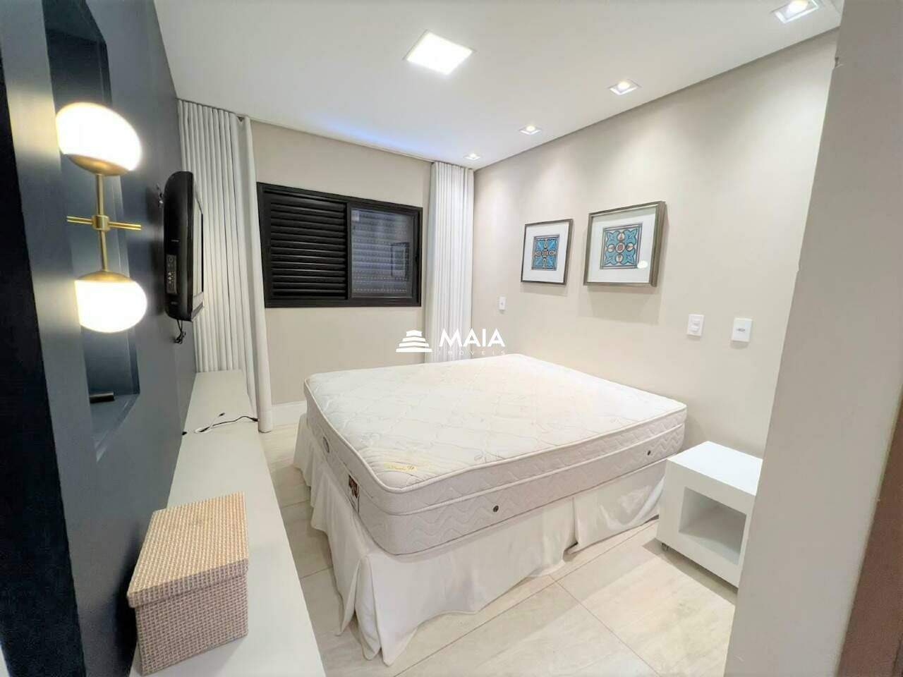 Apartamento à venda no Mercês: 