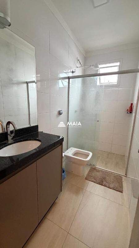Apartamento à venda no Santa Maria: 