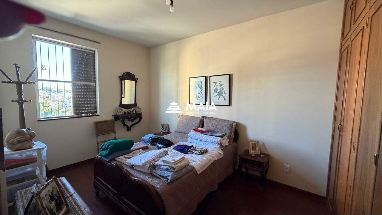 Apartamento à venda no Mercês: 