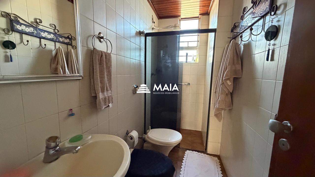 Apartamento à venda no Mercês: 