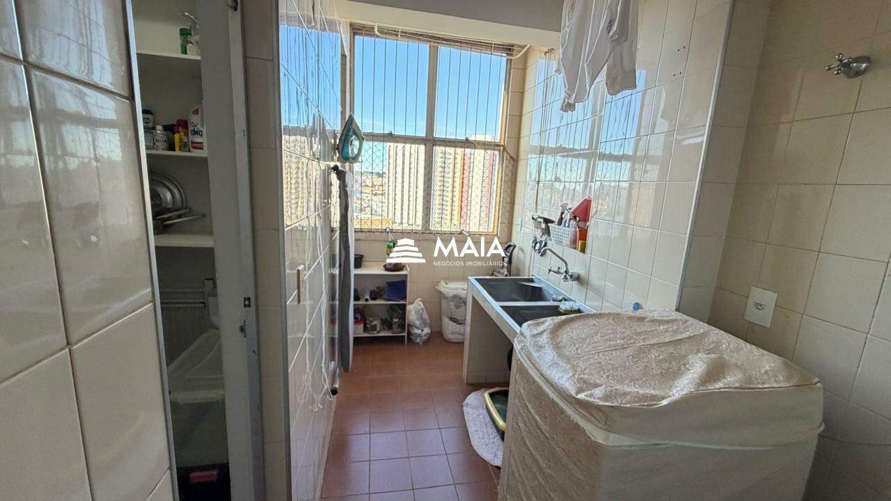 Apartamento à venda no Mercês: 