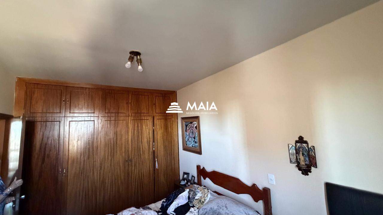 Apartamento à venda no Mercês: 