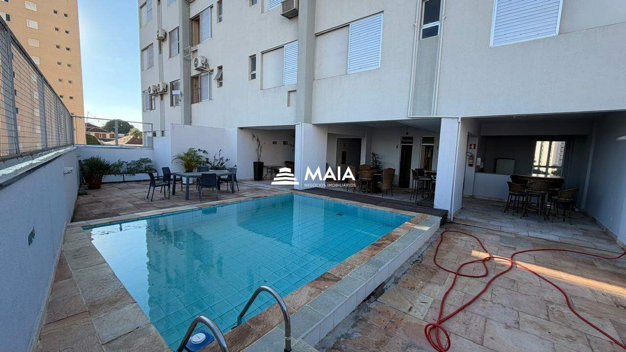 Apartamento à venda no Mercês: 