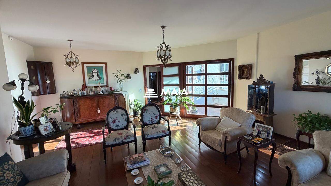 Apartamento à venda no Mercês: 