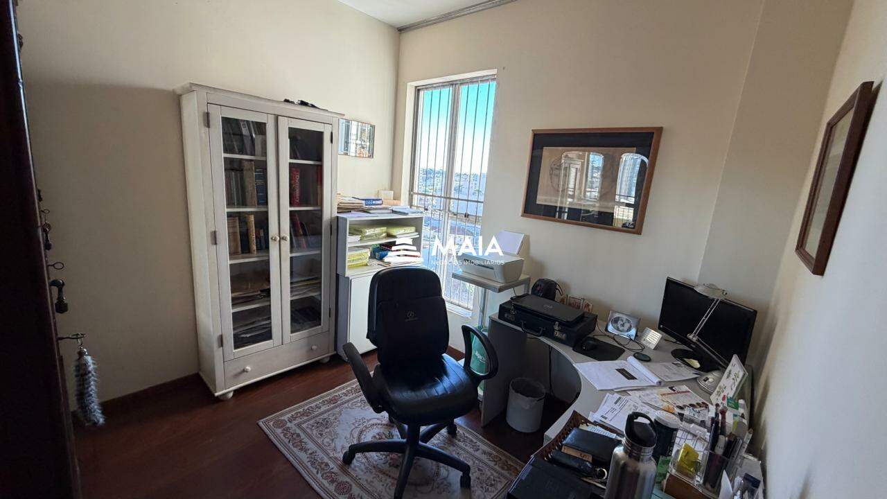 Apartamento à venda no Mercês: 