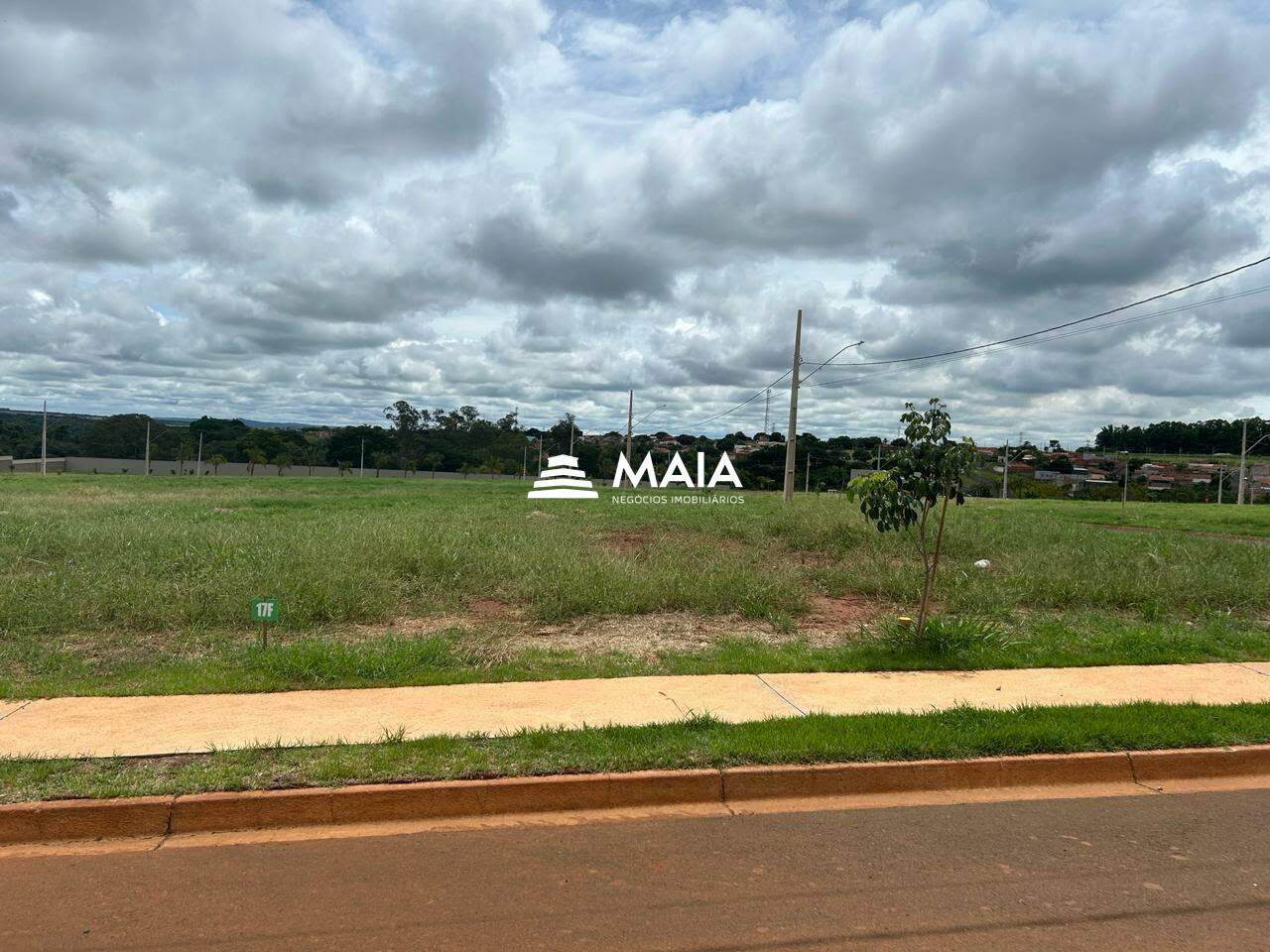 Terreno em Condomínio à venda no Ayat, Club Residence II: 