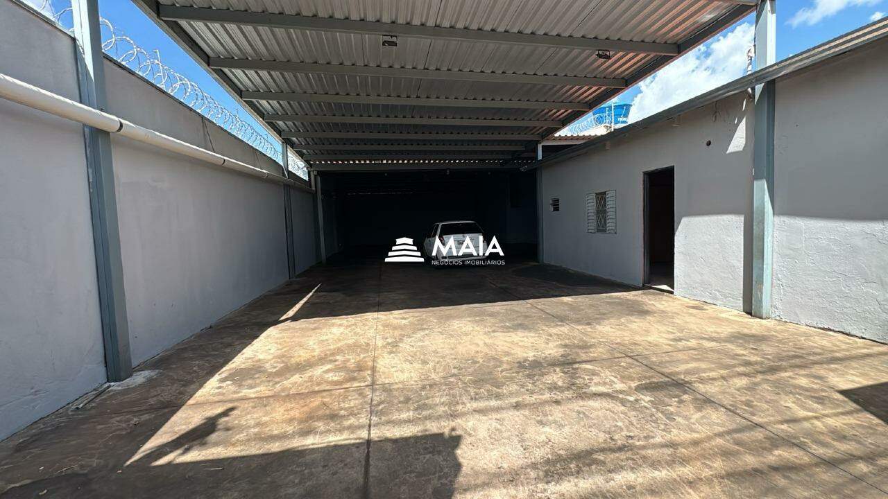 Galpão para aluguel no Recreio dos Bandeirantes: 