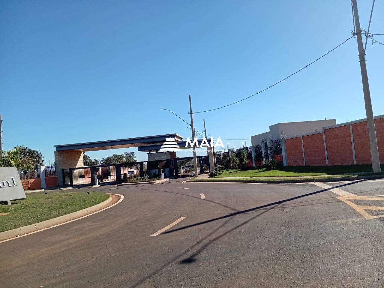 Terreno em Condomínio à venda no Condomínio Brahma I: 