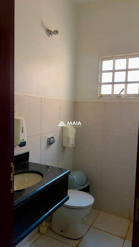 Comercial para aluguel no Vila Olímpica: 