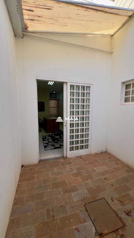 Comercial para aluguel no Vila Olímpica: 