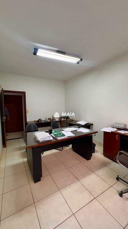 Comercial para aluguel no Vila Olímpica: 