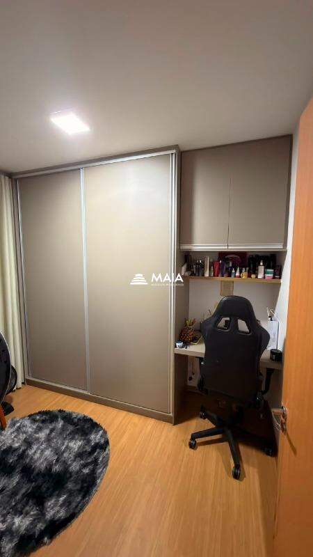 Apartamento à venda no Frei Eugênio: 