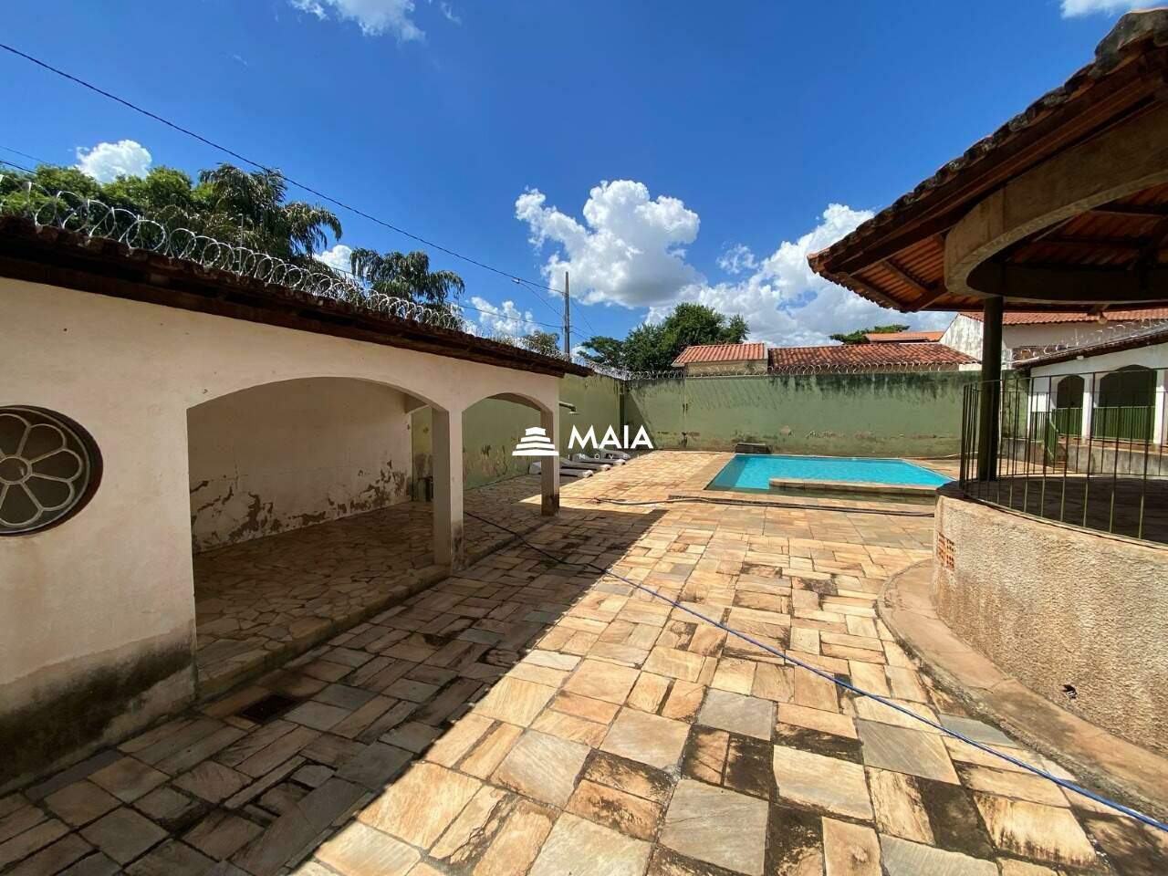 Casa à venda no Santa Maria: 