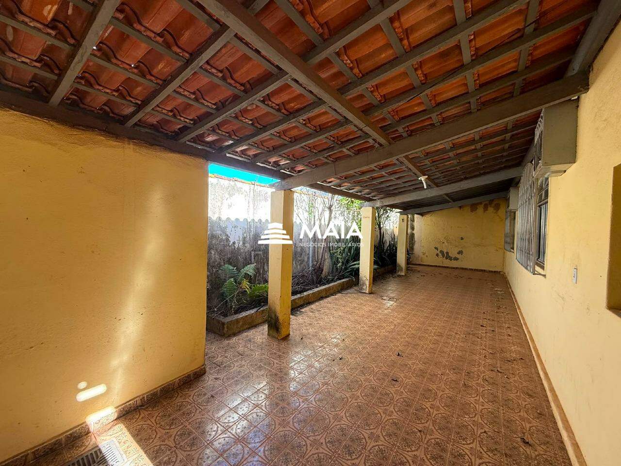 Casa para aluguel no Santa Marta: 