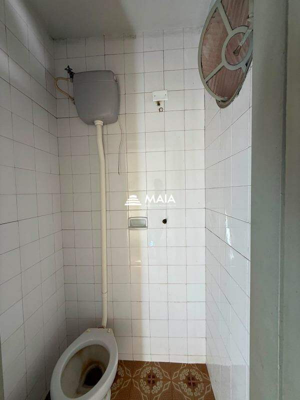 Casa para aluguel no Santa Marta: 