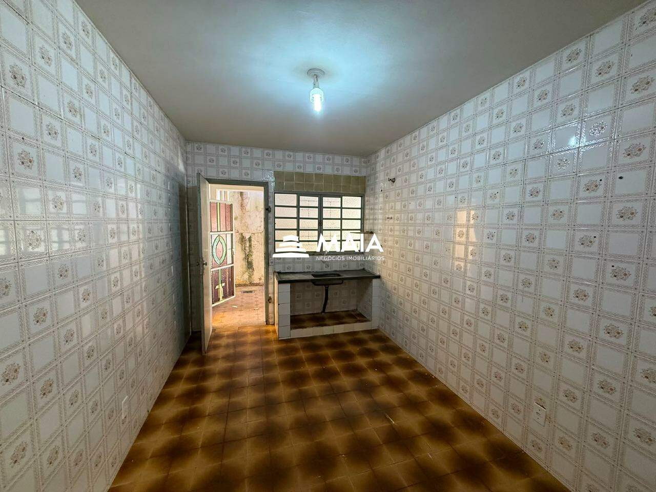 Casa para aluguel no Santa Marta: 
