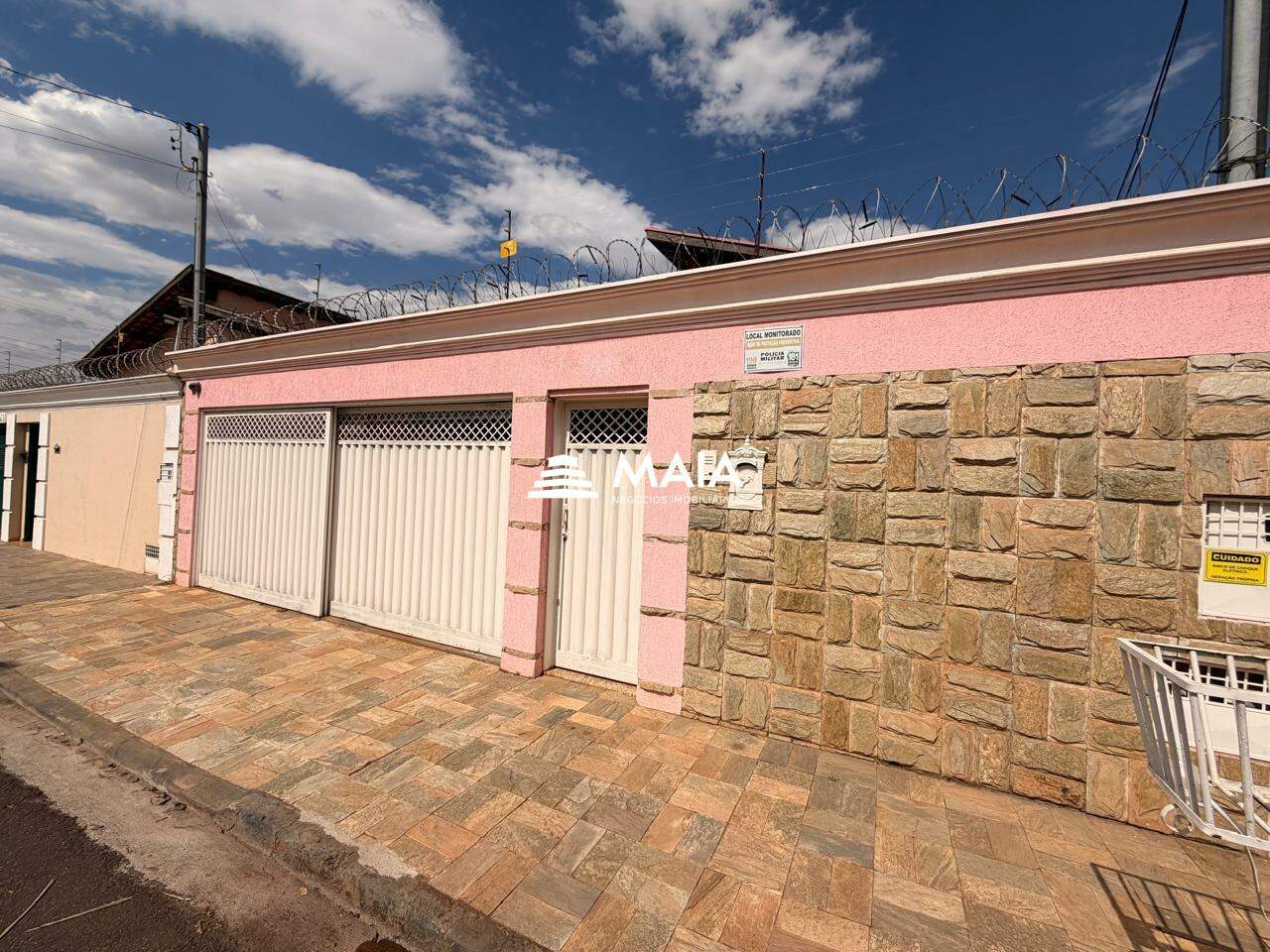 Casa à venda no Santa Maria: 