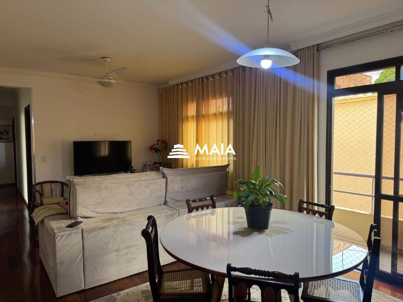 Apartamento à venda no Jardim Alexandre Campos: 