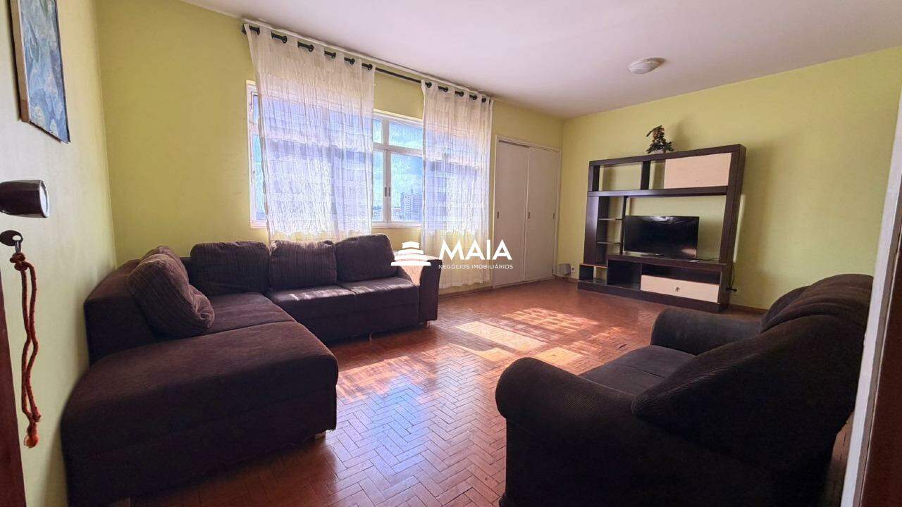 Apartamento mobiliado para alugar no Centro