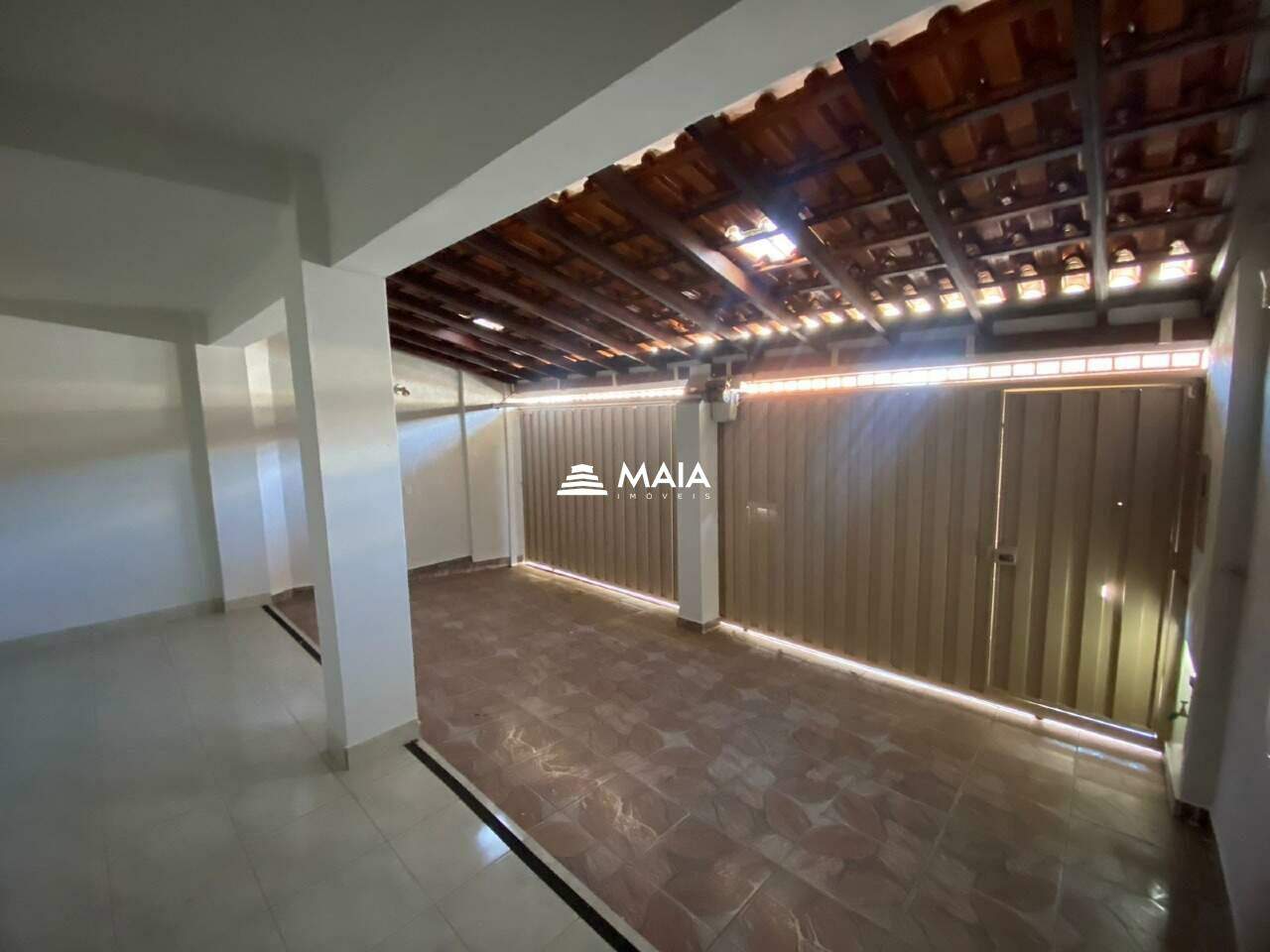 Casa para aluguel no Universitário: 