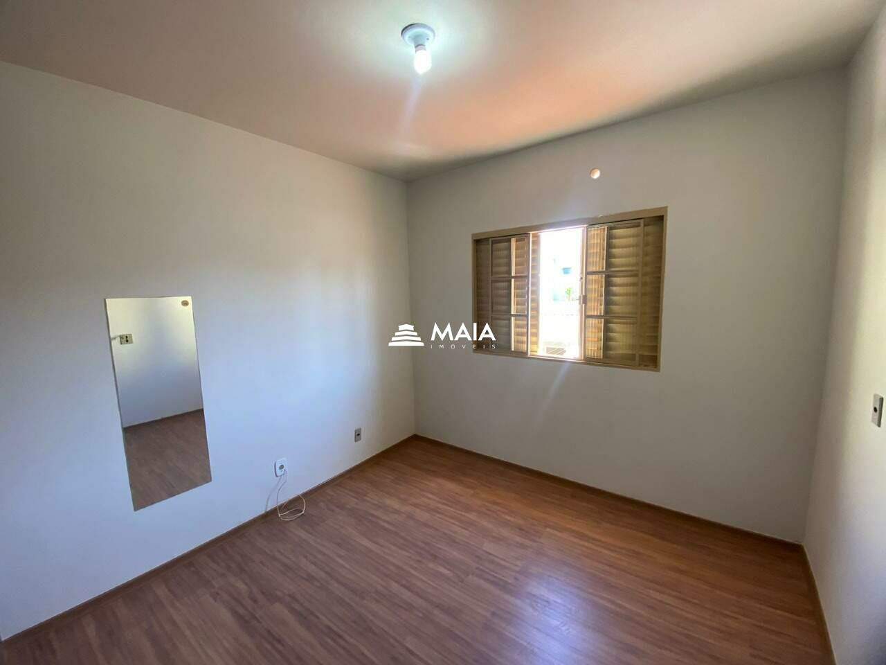 Casa para aluguel no Universitário: 