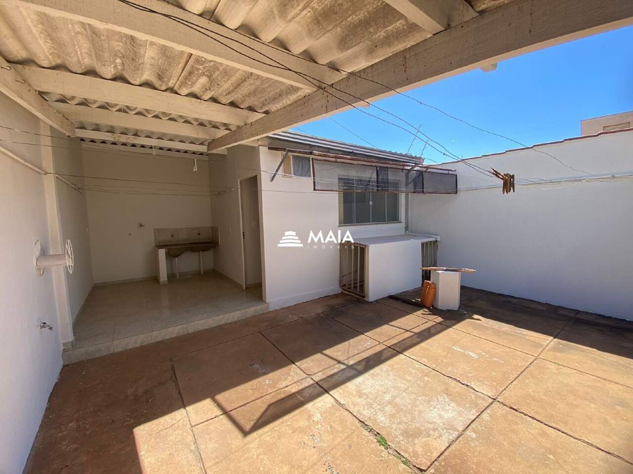 Casa para aluguel no Universitário: 