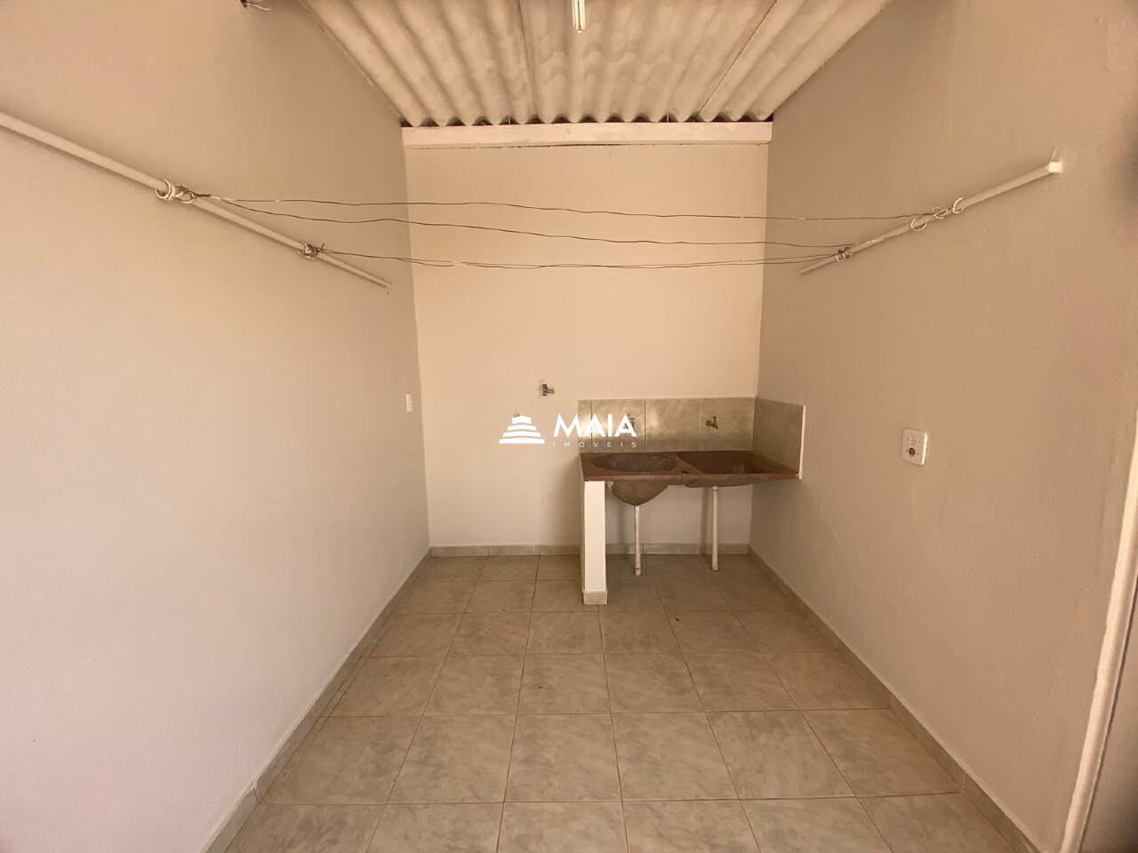 Casa para aluguel no Universitário: 