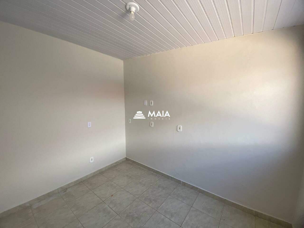 Casa para aluguel no Universitário: 