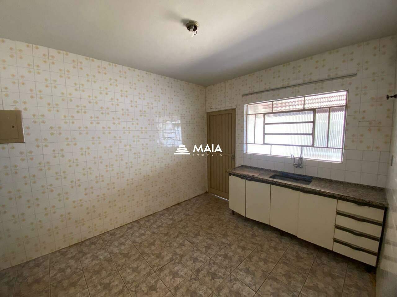 Casa para aluguel no Universitário: 