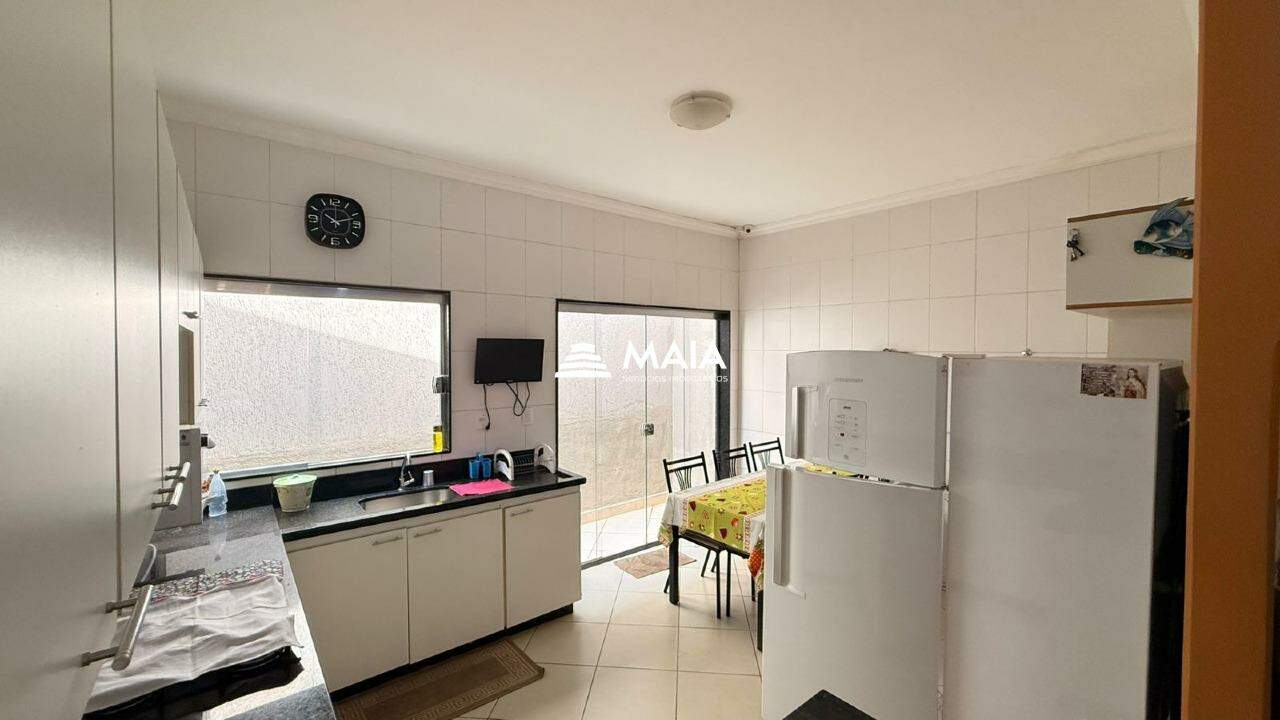 Casa para aluguel no Cássio Rezende: 