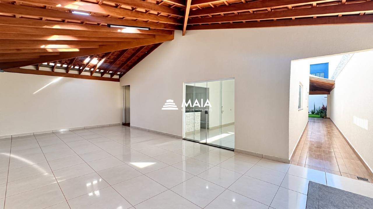 Casa à venda no bairro Parque das Laranjeiras