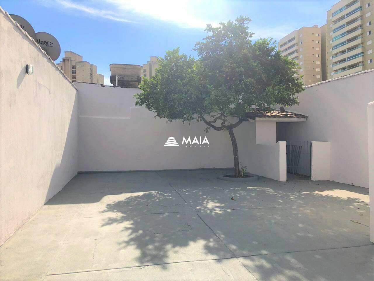 Casa para aluguel no Universitário: 
