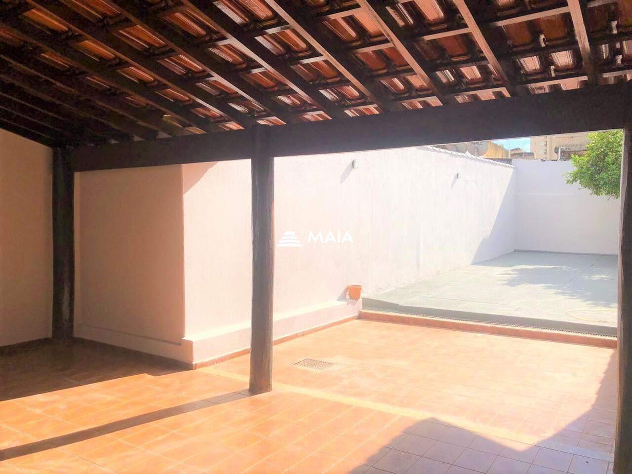 Casa para aluguel no Universitário: 