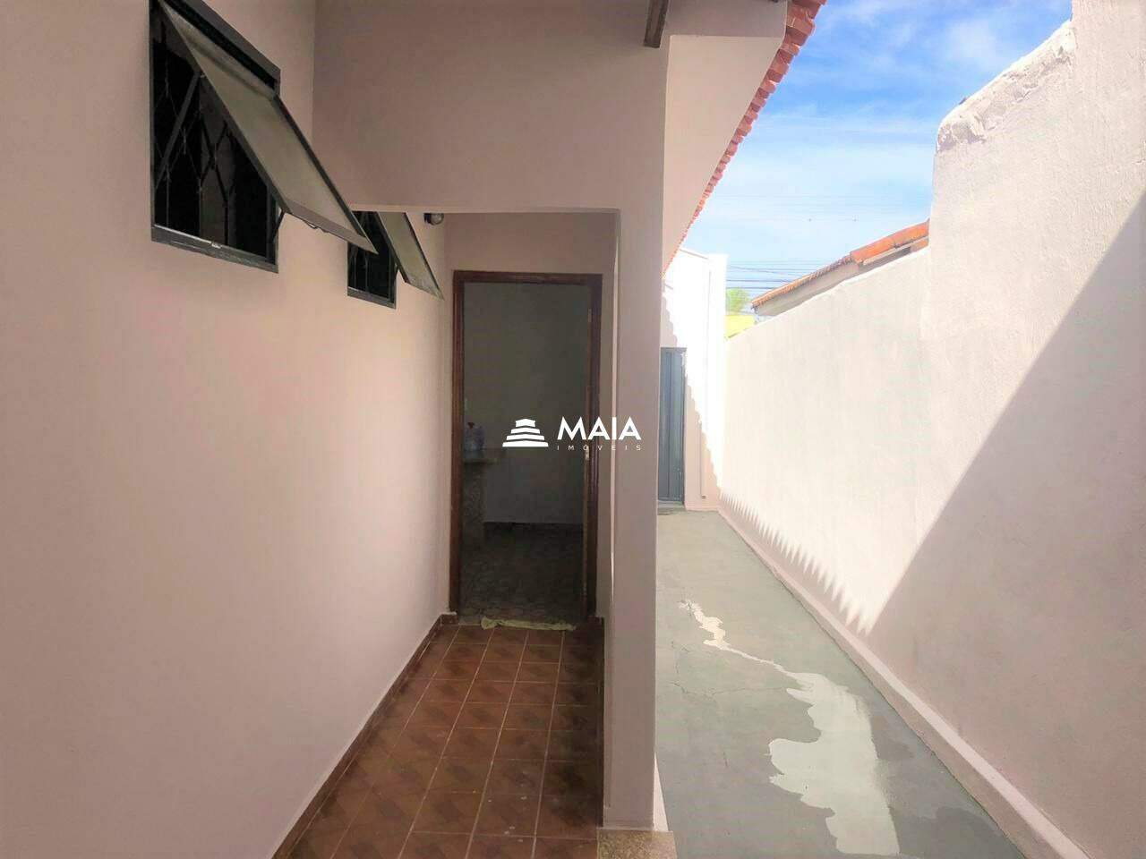 Casa para aluguel no Universitário: 