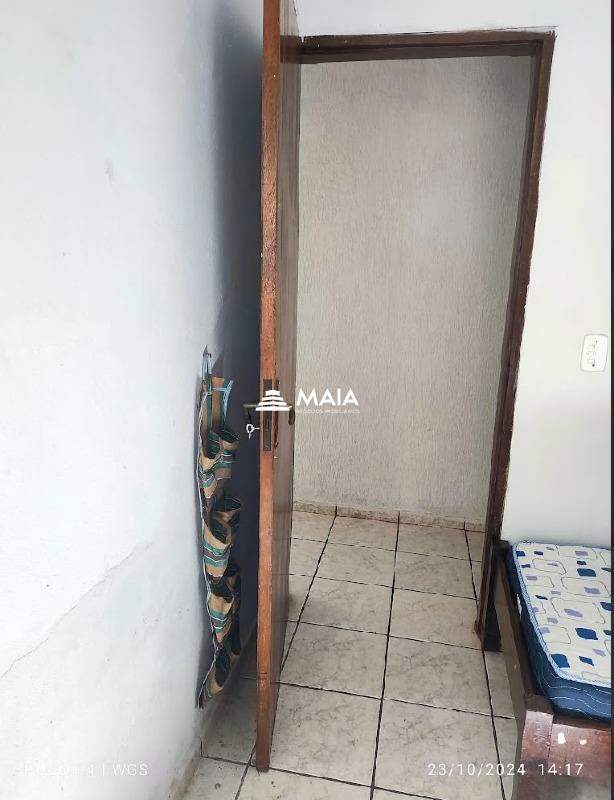Casa para aluguel no Santa Maria: 