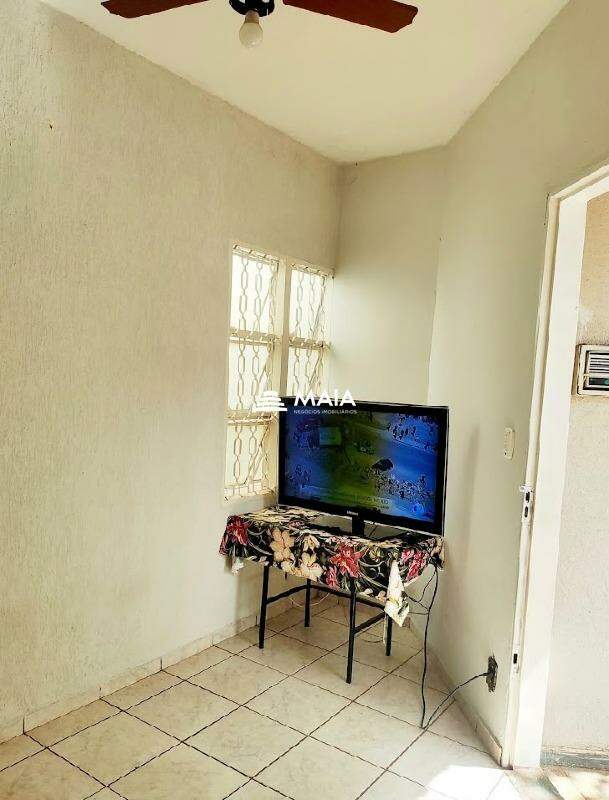 Casa para aluguel no Santa Maria: 