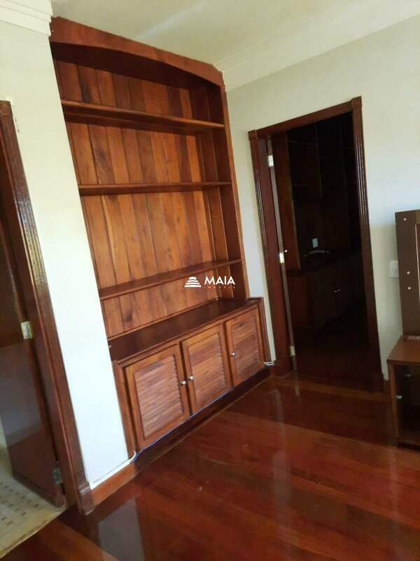 Apartamento para aluguel no Centro: 