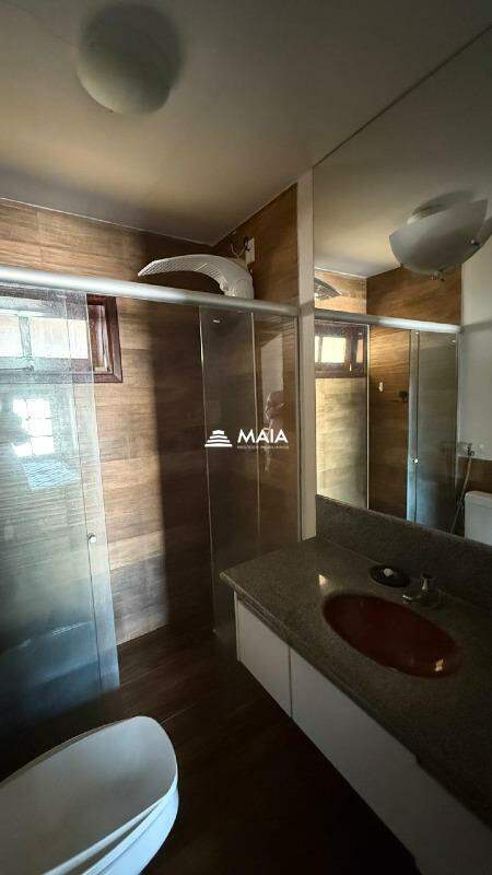 Apartamento à venda no Universitário: 