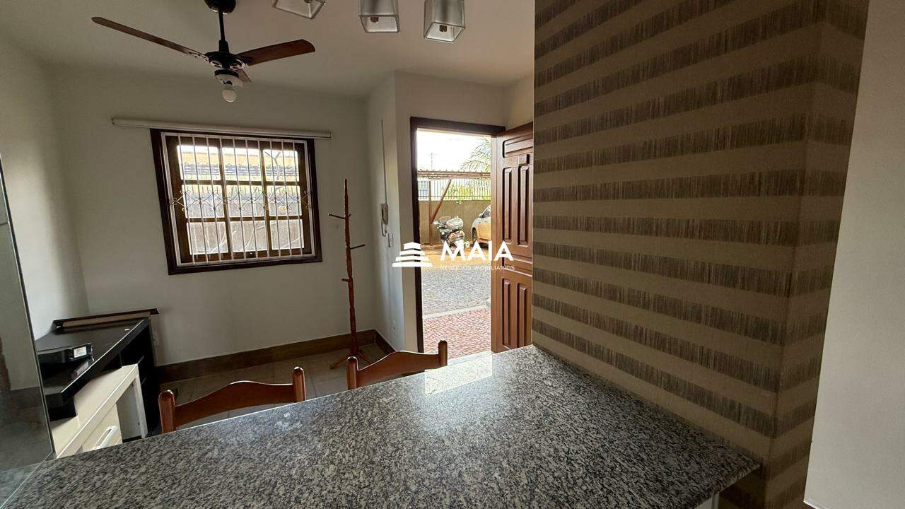 Apartamento à venda no Universitário: 